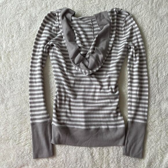 American Eagle Outfitters Grey and White Striped Long Sleeve Top - Picture 6 of 7
